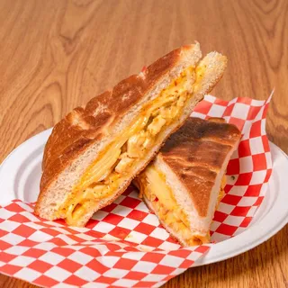 P6. Boom Boom Chicken w/ Provolone