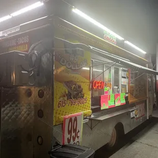 Rico's Tacos out front, 10am-10pm. Greasy mulitas, delish tacos. Take your food inside Underdog and eat while you drink if you want.