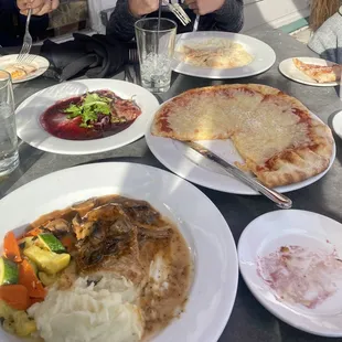 Chicken Marsala with mushrooms  Cheese pizza  Squash ravioli with lemon sauce