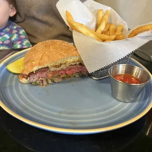 Food came as ordered!! They will actually cook it how you like it! Yum