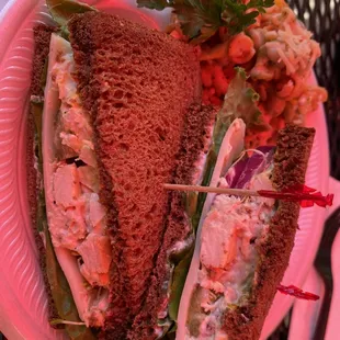 Chicken salad sandwich &amp; pasta salad