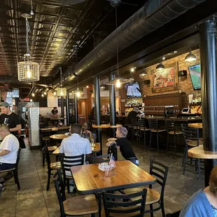 Restaurant &amp; bar