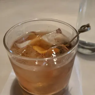 Old fashioned - happy hour $6