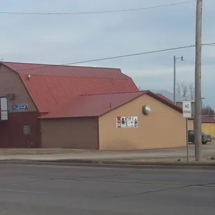 The "V" is the place to Be! Coldest beer in town &amp; great cocktails.