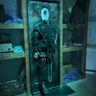 Let's buy things in place