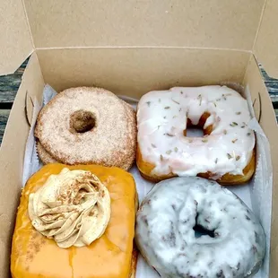 Apple cider, Pumpkin Spice Latte, Lemon Lavender, Chocolate Old Fashion