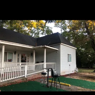 Outdoor eating area