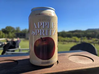 Veronét Vineyards & Winery