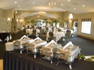 Williams On the Lake