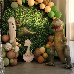 Dinosaur Theme Birthday Party