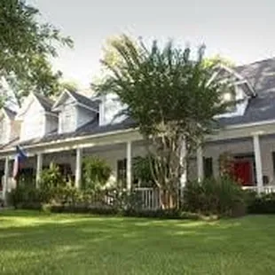 The Veranda - serving Lake Houston for 18 years