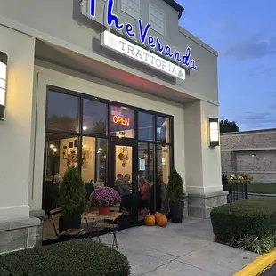 Main entrance of the Veranda trattoria