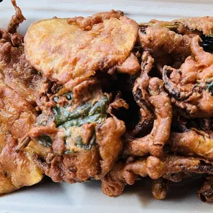 Mixed Veggie Pakodas (VEGAN, GF)