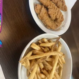 Kids chicken tenders