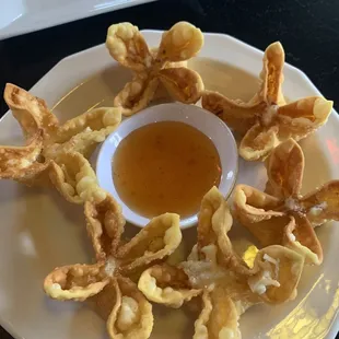 Crab rangoons
