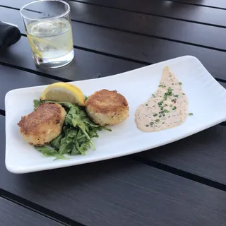 PAN-SEARED CRAB CAKES