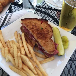 Reuben with fries