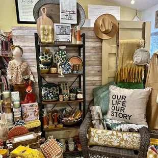 We don't t know about you, but we sure are ready for some fresh new decor. Stop in and check out the newest arrivals to fresh...