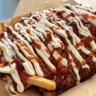 Dragon Eggs chili fries