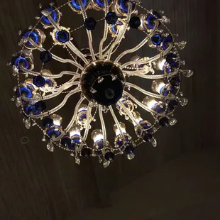 Villa chandelier