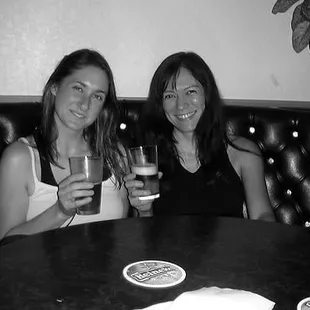 Havin a beer at the Villa Roma - Yeah baby!