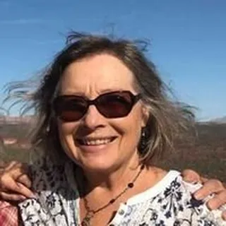 Rynda C.