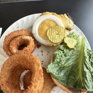 Cheese burger and onion rings