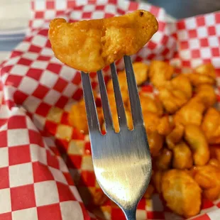 Chicken chunks with an excellent "chicken to breading" ratio.
