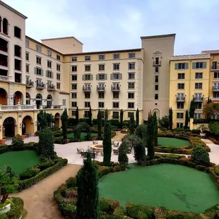 Hilton Courtyard