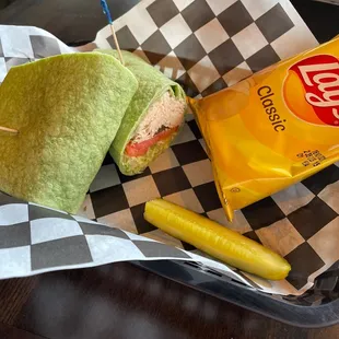 Turkey veggie wrap.