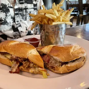 Pub Cuban