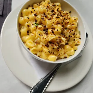 Truffle Jalapeño Mac &amp; cheese