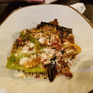Pasta - tiny portion, average taste