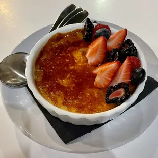 VANILLA CREME BRÛLÉE ($10)