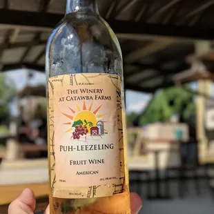 So refreshing on a hot day! Enjoying some live music and great local wines and beer!