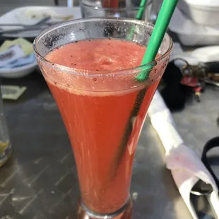 Strawberry/cranberry mimosa