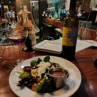 The house salad was way better tasting than expected!