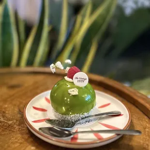 Strawberry matcha cake