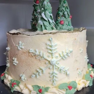 Winter Holiday Cake