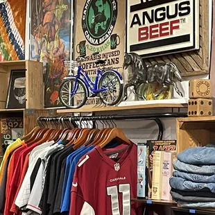 Men&apos;s Clothes