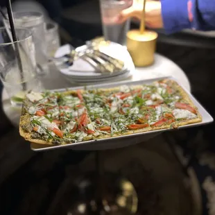 Pesto Tomato Flatbread