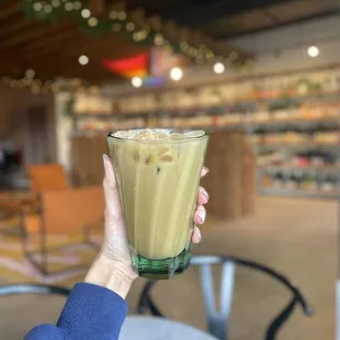 ig: @whatsviveating  |  cookie crumble latte