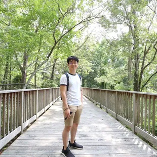 On the aquarium nature trail