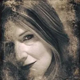 Kelly K.