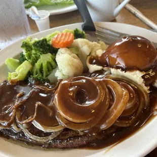 Liver, onion &amp; gravy meal