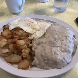 Sausage gravy home fries eggs.. fast and yummy