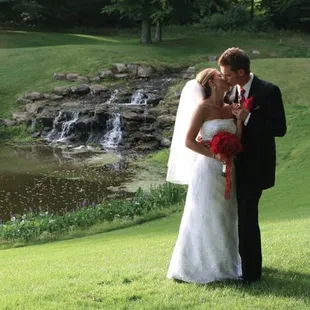 We offer some of the most beautiful Ohio countryside for any special event