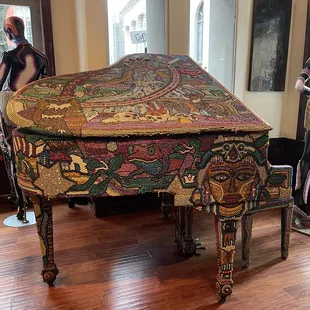 Piano beaded