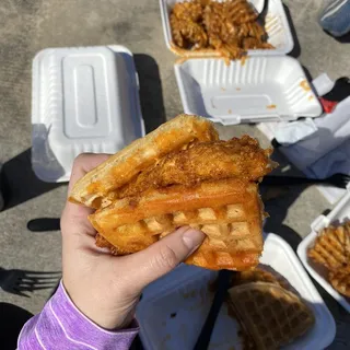 Hot Chicken Sandwich (Waffle)