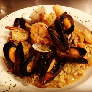 Seafood paella